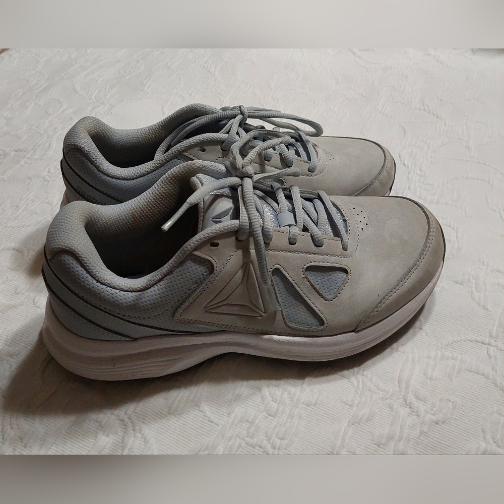 Reebok Walk Ultra 7.5 DMX Max RG ,gray, Comfort Very Nice, pretty ,good Condicti